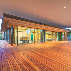 Gallery14-Tiger-Deck-at-Hotel